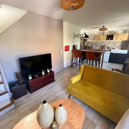 Lumineux Duplex Au Coeur De L'Isle Apartment Bagian luar foto