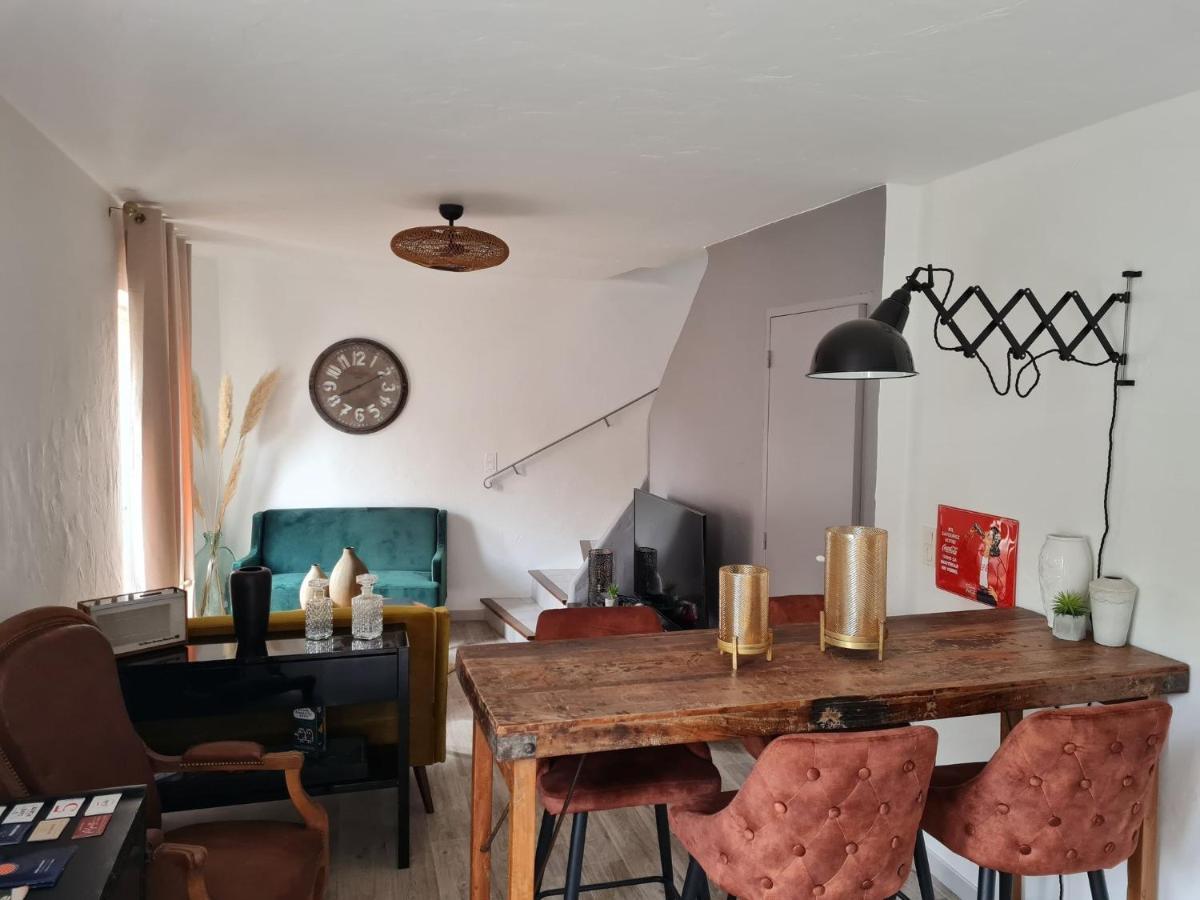 Lumineux Duplex Au Coeur De L'Isle Apartment Bagian luar foto