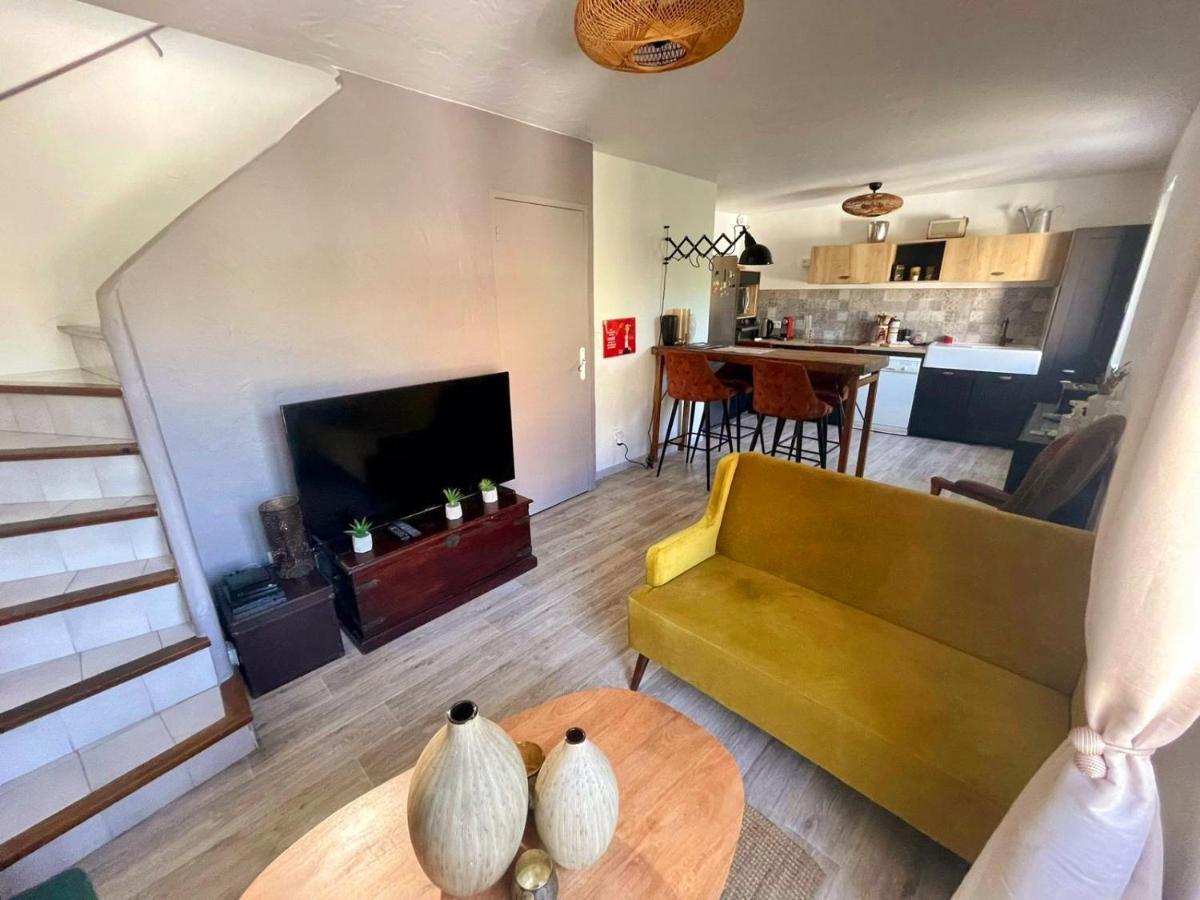 Lumineux Duplex Au Coeur De L'Isle Apartment Bagian luar foto